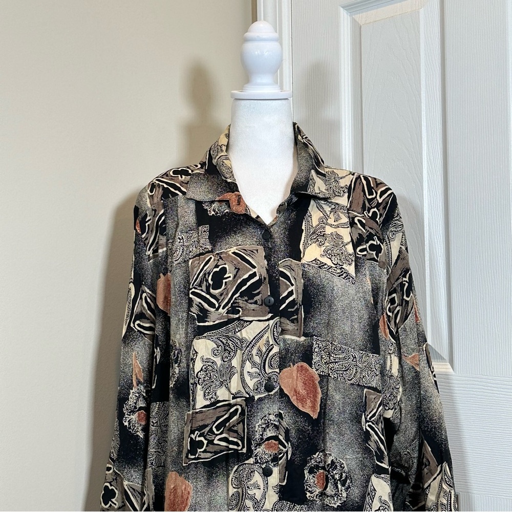 Cherry Creek Button Down Patterned Top Size Xl - image 4